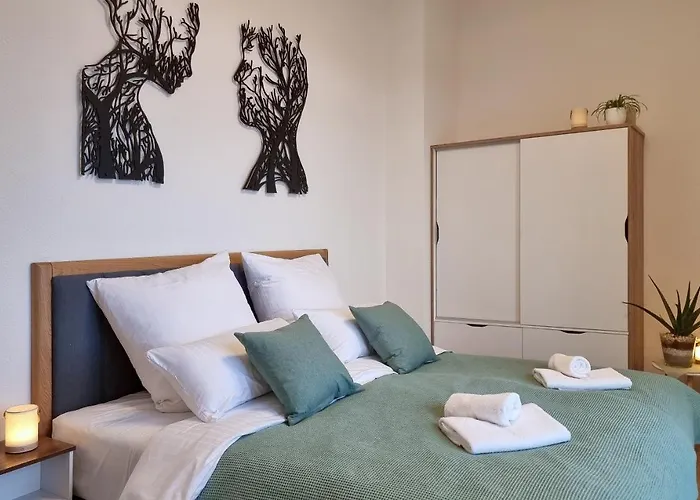 Wiluka Penthouse Mit Grosser Dachterasse Nachhaltig Eingerichtet Netflix