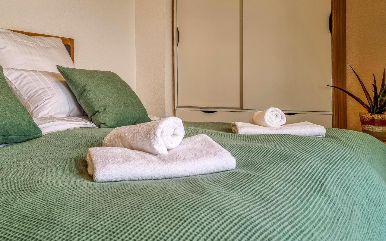 Apartment Wiluka Penthouse Mit Grosser Dachterasse Nachhaltig Eingerichtet Netflix