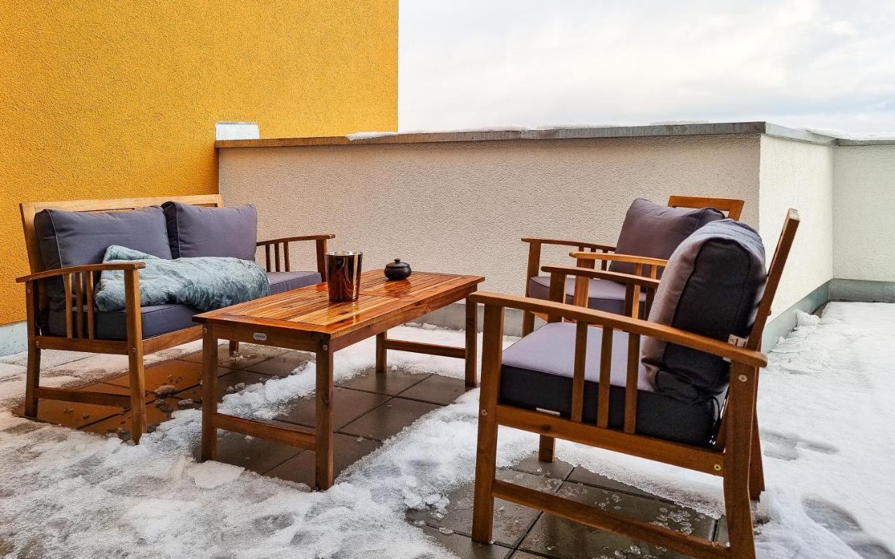 Wiluka Penthouse Mit Grosser Dachterasse Nachhaltig Eingerichtet Netflix Apartment Limburg an der Lahn